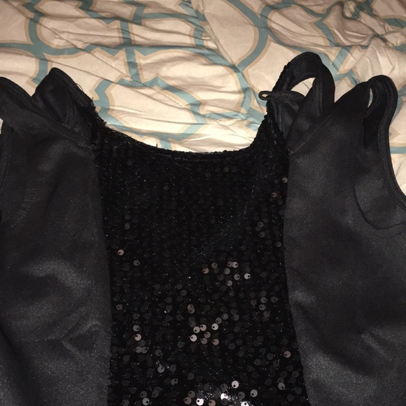 Sleeveless little black dress - Picture 2 of 2